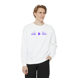 Vivid Victory Motif Garment-Dyed Sweatshirt